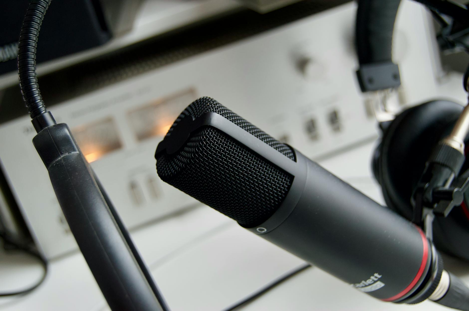 Podcast studio professional setup - Chris Williamson Modern Wisdom