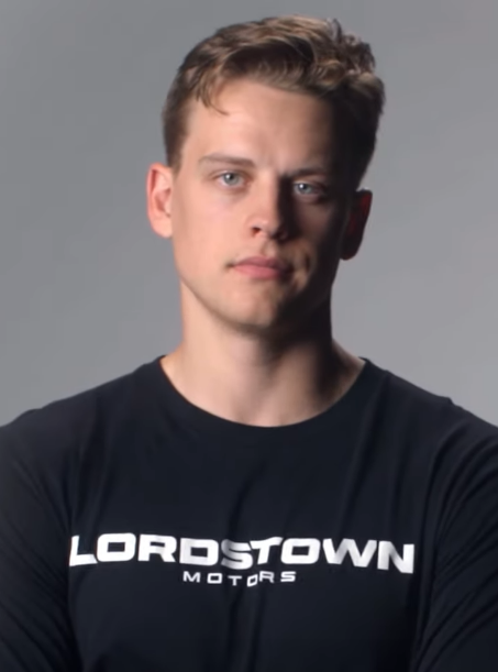 Joe Burrow portrait — Joe Burrow net worth profile